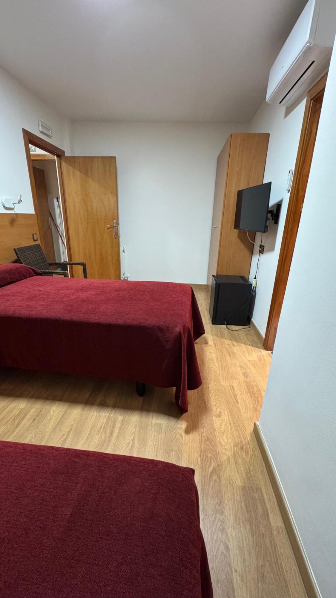 Hostal Madrazo Barcelona Zewnętrze zdjęcie