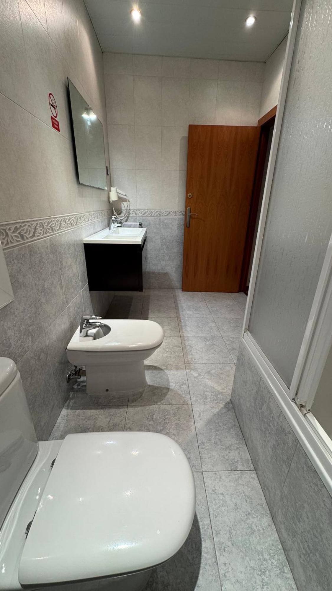 Hostal Madrazo Barcelona Zewnętrze zdjęcie